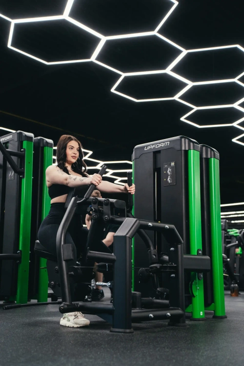 De UR-U032 2.0 rugmachine - Up Form